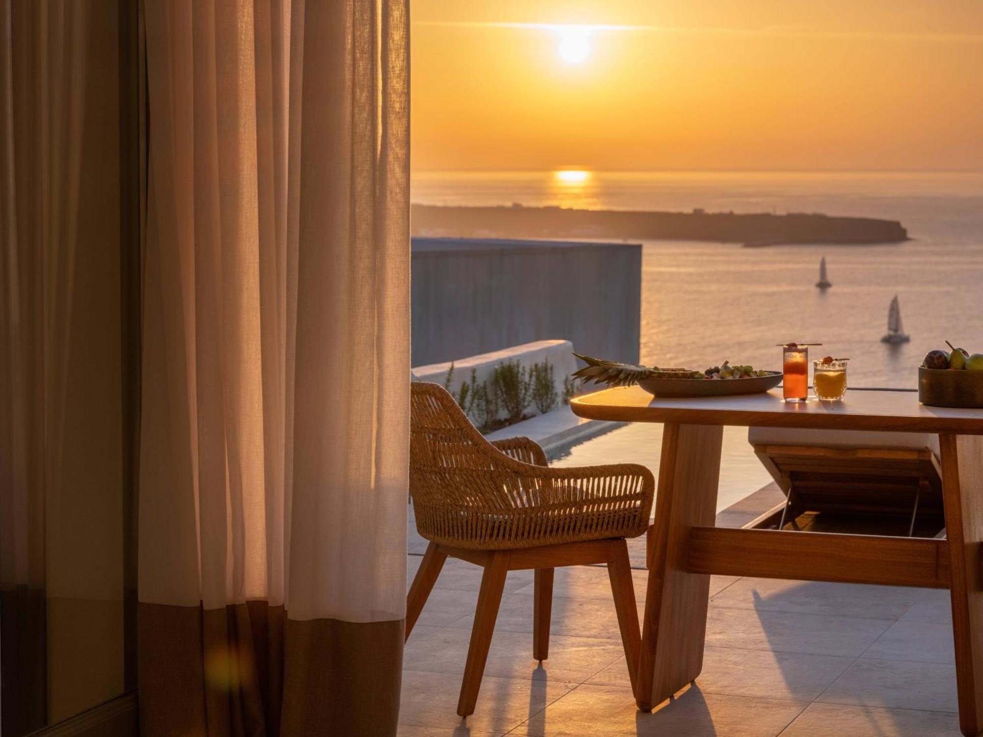 Santo Mine Oia Suites Екстериор снимка