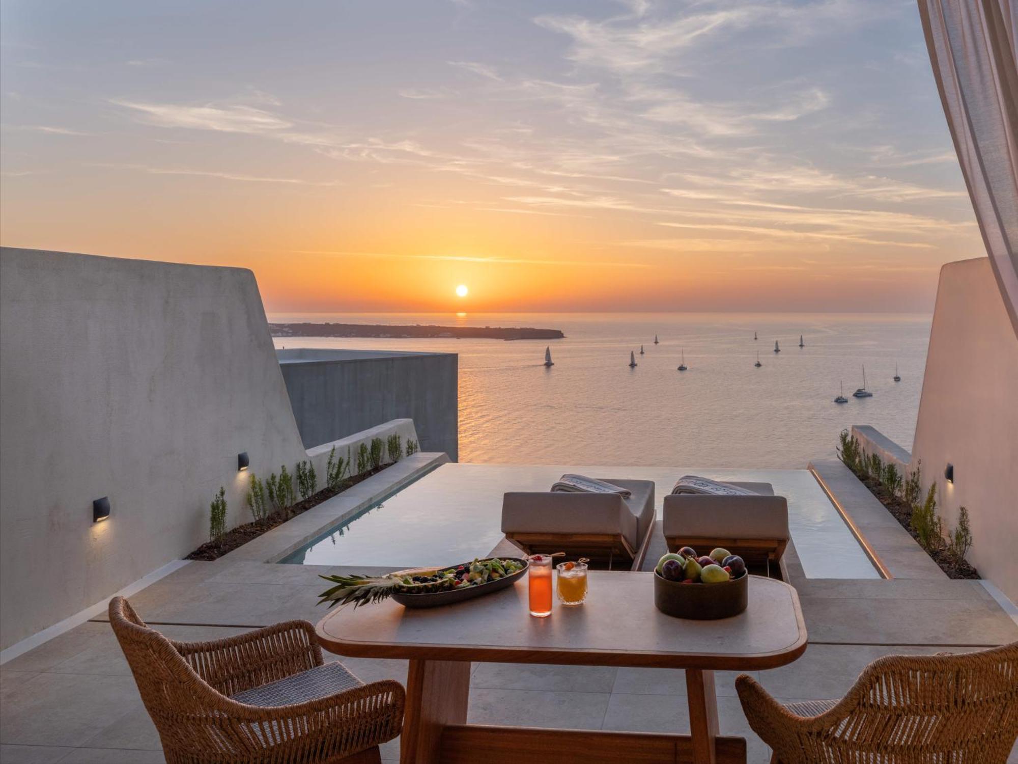 Santo Mine Oia Suites Екстериор снимка